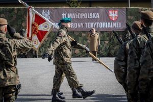 SZTANDAR  11  MAŁOPOLSKIEJ BRYGADY  OBRONY  TERYTORIALNEJ