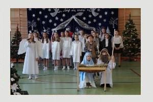 PRZEDŚWIĄTECZNE SPOTKANIE OPŁATKOWE W ZESPOLE SZKÓŁ
