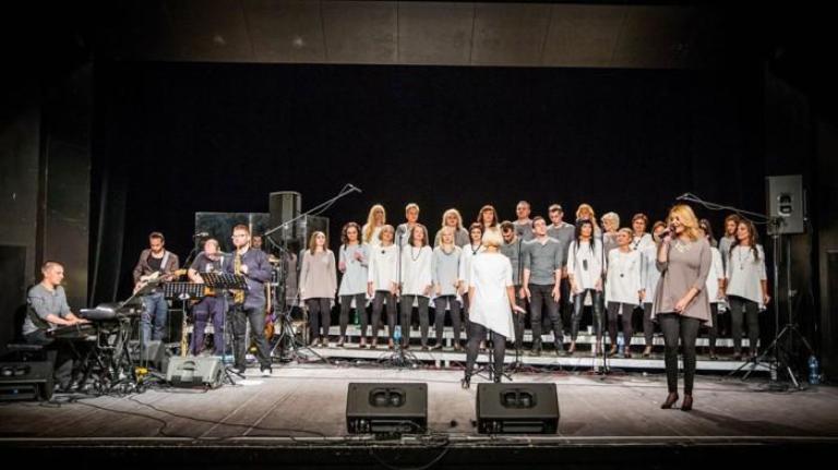 files/pliki/aktualnosci/2015/12grudzien/Koncert Noworoczny Tarnowskiego Choru Gos.pl/3.JPG