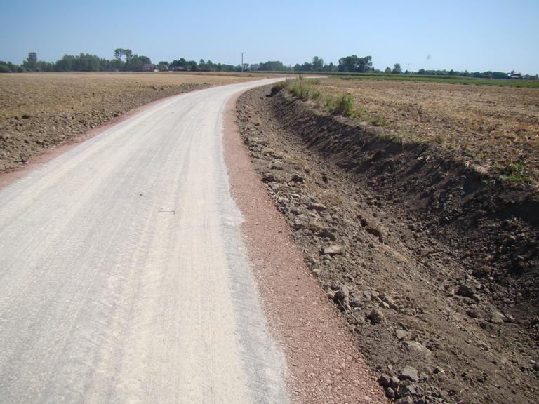files/pliki/aktualnosci/2017/09wrzesien/Modernizacja drogi rolniczej w Zelichowie/Nr 7 a.JPG