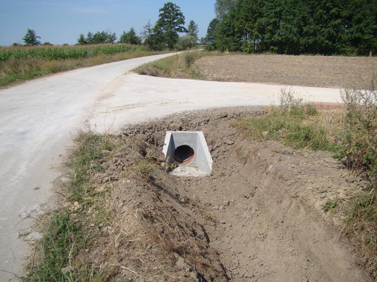 files/pliki/aktualnosci/2017/09wrzesien/Modernizacja drogi rolniczej w Zelichowie/Nr 8 b.JPG