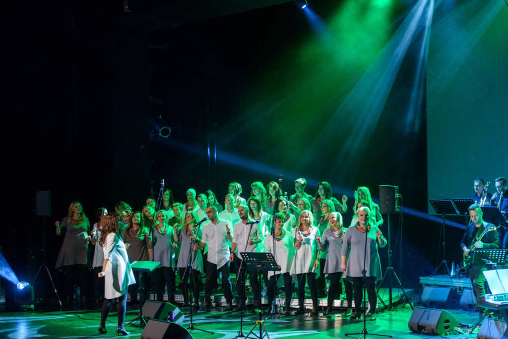 3 Koncert koled Tarnowskiego Choru Gos.pl.jpg